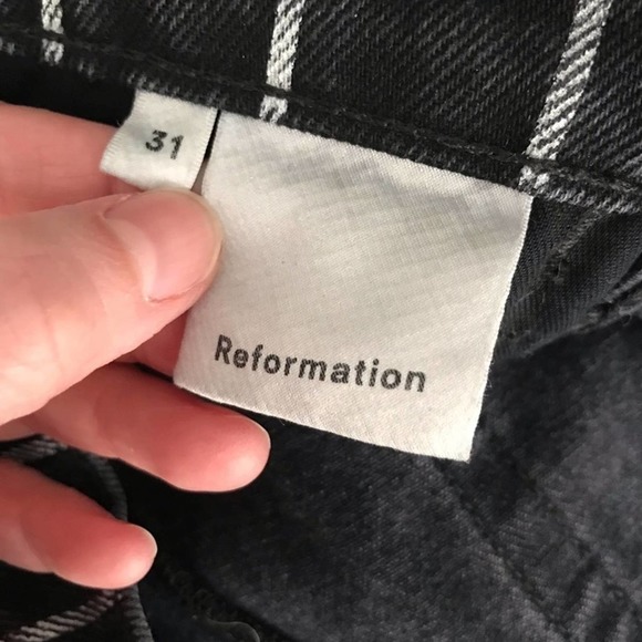 Reformation Roper Jeans Sulu Wash - Picture 5 of 6
